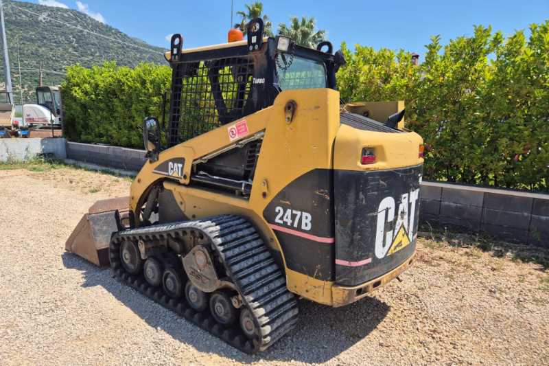 OmecoHub - Immagine CAT 247B